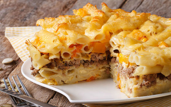 Beşamel Soslu Kıymalı Fırın Makarna Tarifi ve Malzemeleri